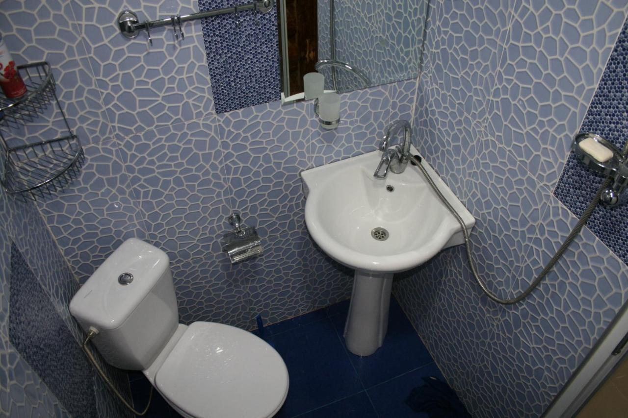 Guest House Nima Borjomi ภายนอก รูปภาพ